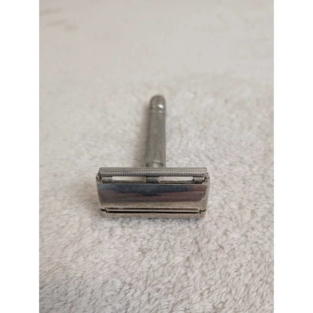 Vintage Gillette Safety‎ Razor Double Edge DE Classic Wet Shaving Tool